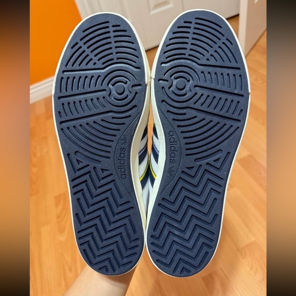 Adidas men’s Nora sneakers size 9.5 *new* - Picture 4 of 4